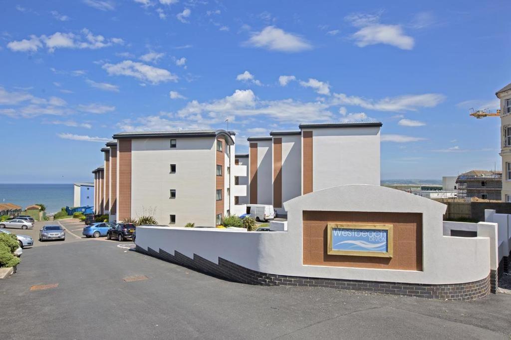 West Beach - Holiday Apartments Westward Ho!  Esterno foto